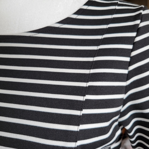 Anne Klein Black & White Stripeed Blouse Fitted Exposed Zip Elbow Sleeve Size LP - Picture 11 of 14